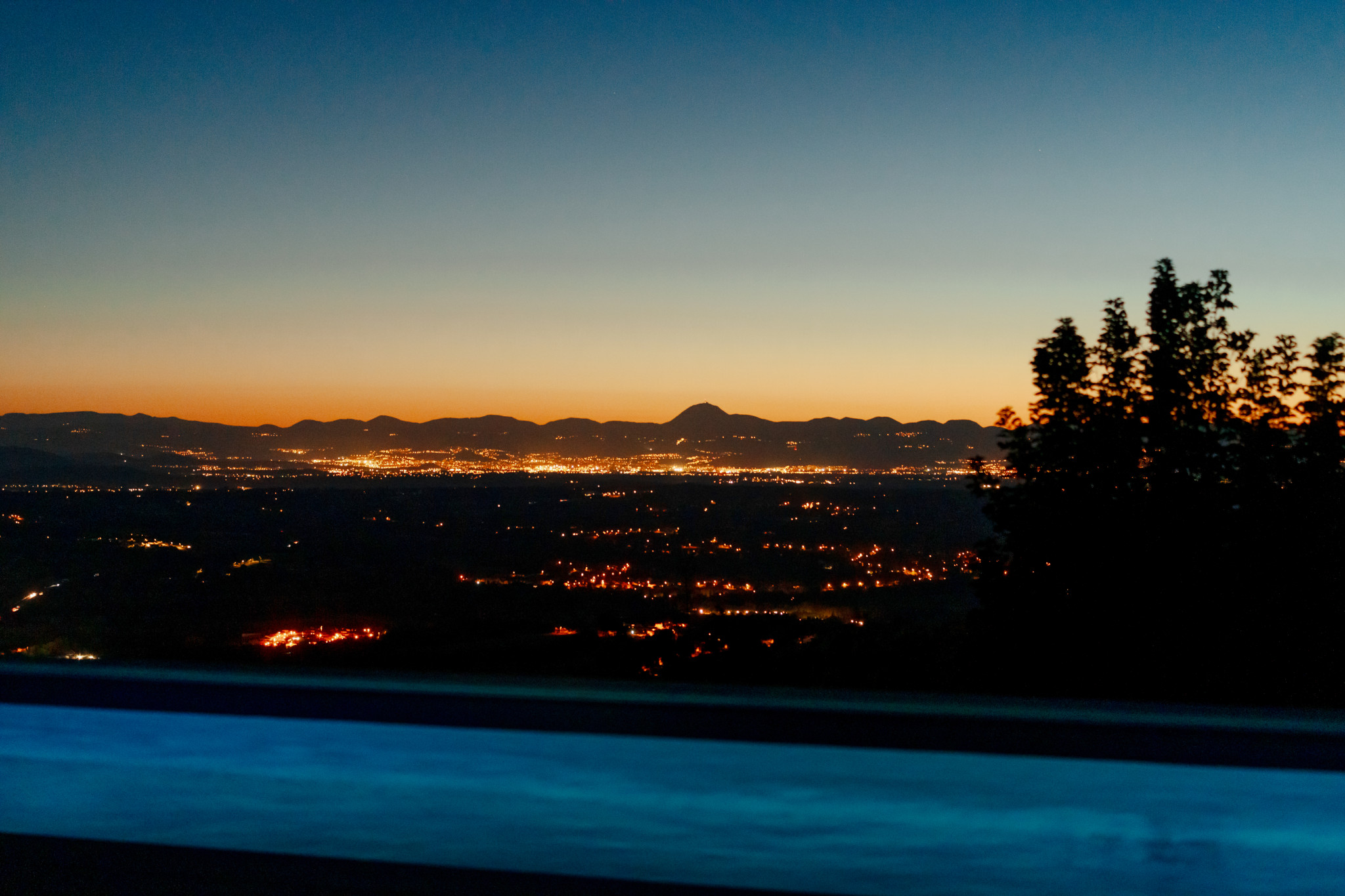 Vue sur la chaîne des Puys depuis Le Mas du Roulier